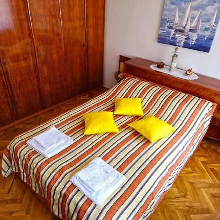 Nyaraló Fuer 4 Personen Ca 75 Qm In Pula, Istrien Istrische Riviera *